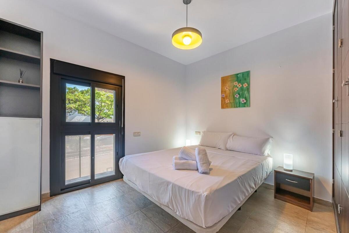 Great 3 Bedroom With Terrace In Golden Mile *
