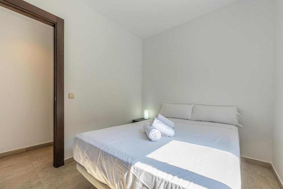 Great 3 Bedroom With Terrace In Golden Mile Apartament *