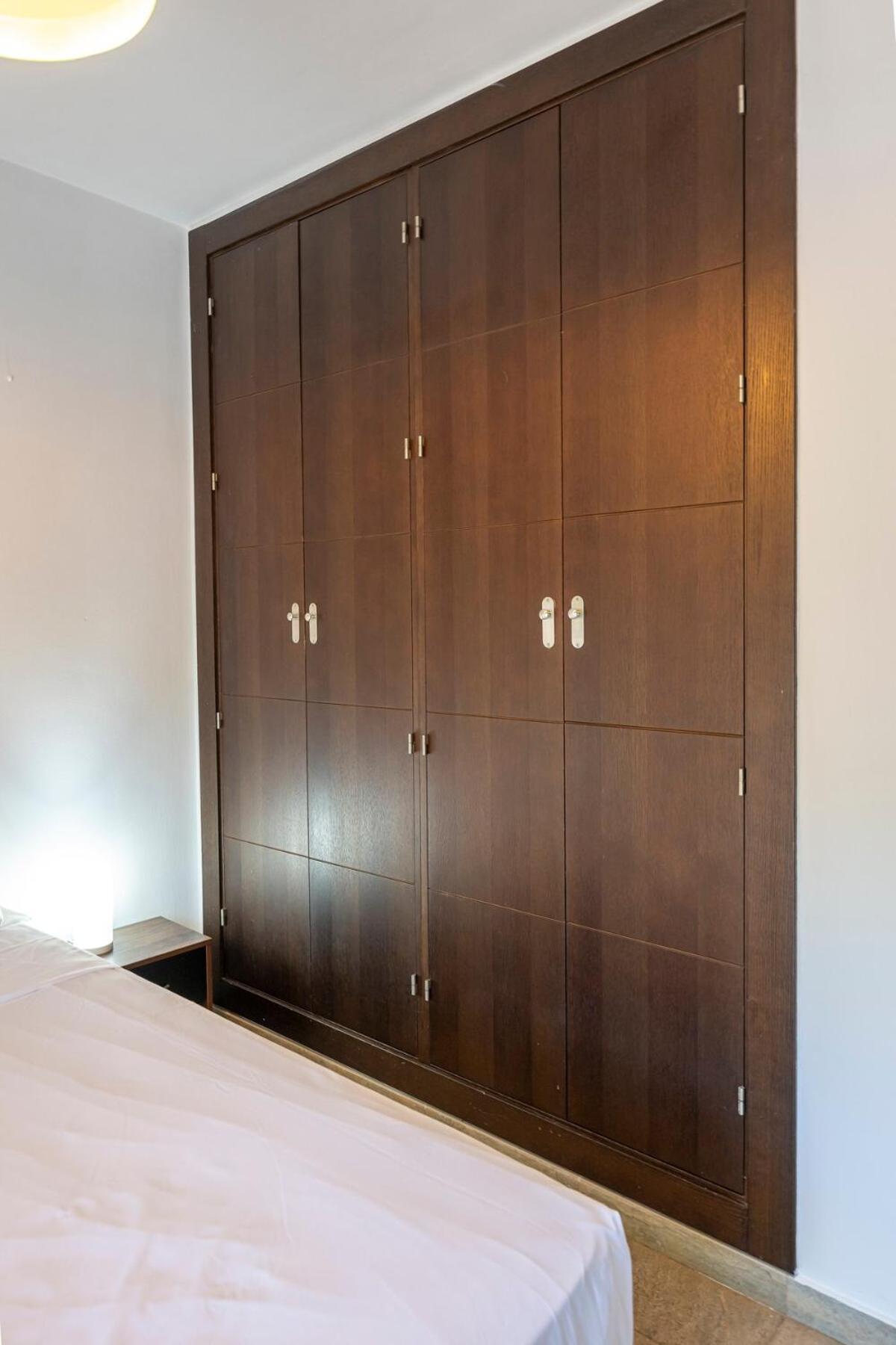 Great 3 Bedroom With Terrace In Golden Mile Apartament