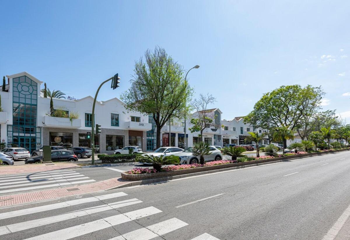 Great 3 Bedroom With Terrace In Golden Mile Apartament *