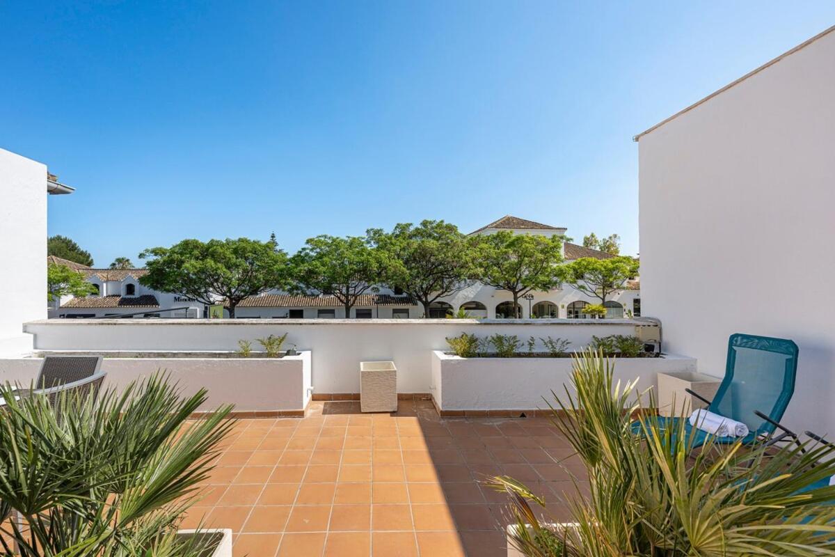 Great 3 Bedroom With Terrace In Golden Mile Apartament Marbella