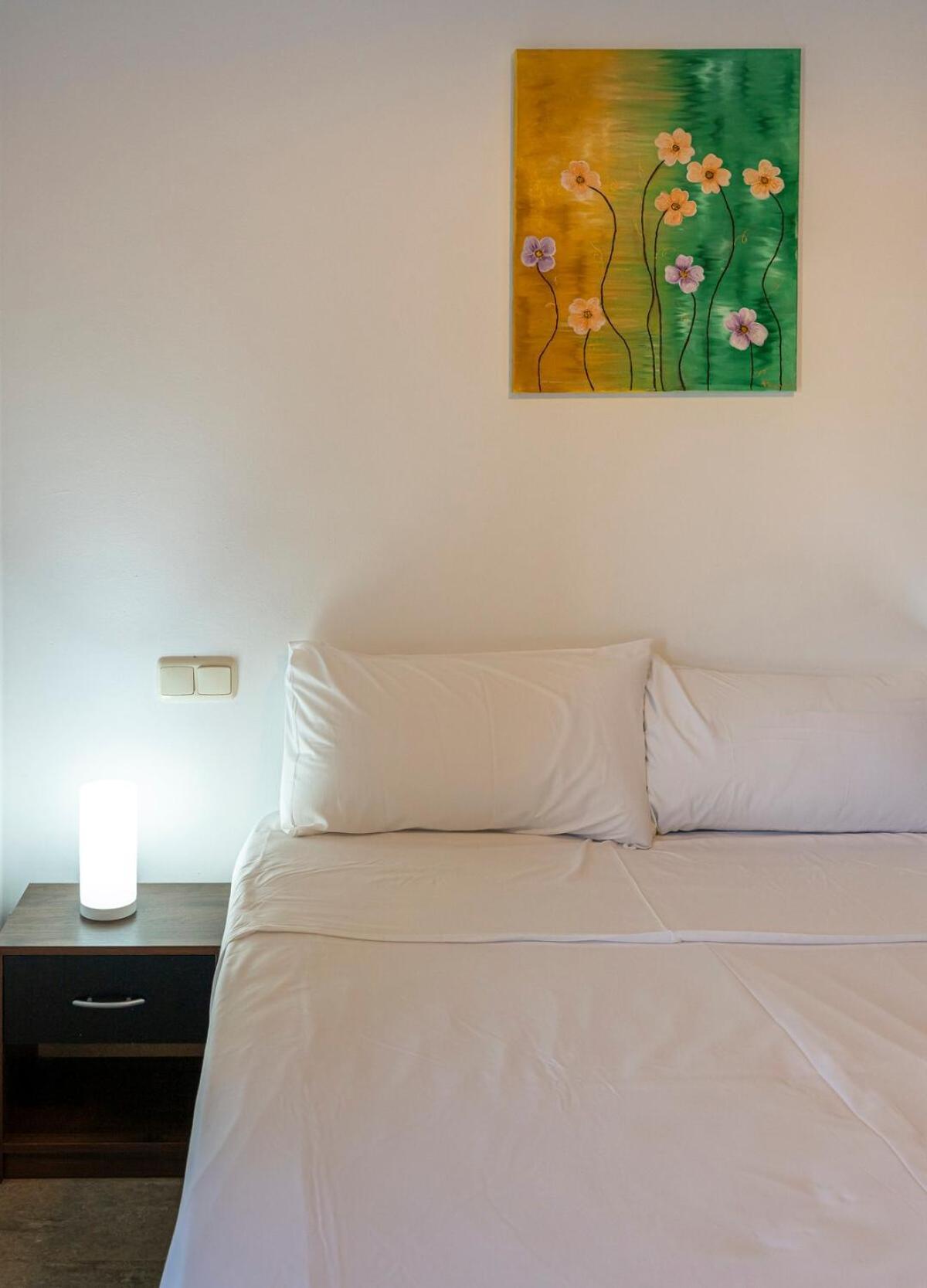 Great 3 Bedroom With Terrace In Golden Mile Apartament *